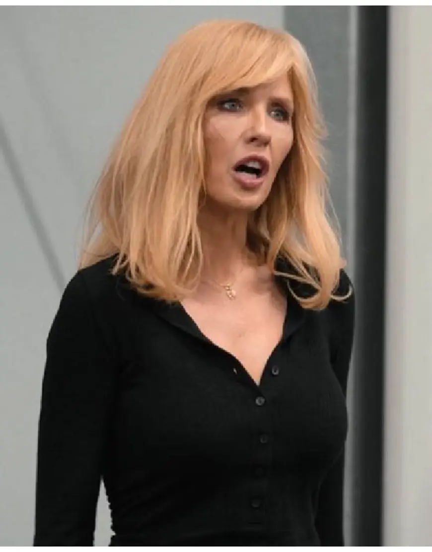 Dutton Ranch S01 Beth Dutton Black Top